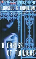 Laurell K. Hamilton: Caress of Twilight (Meredith Gentry Series #2)