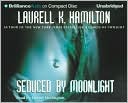 Laurell K. Hamilton: Seduced by Moonlight (Meredith Gentry Series #3)